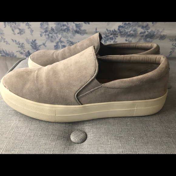 Steve Madden grey suede slip ons size 10 - Picture 1 of 7